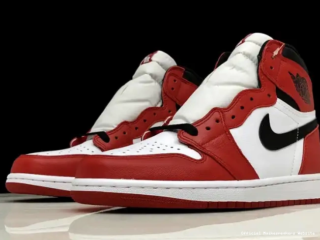 Official Maikesneakers 1 